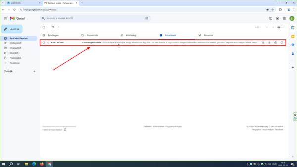 ESET HOME - Megerősítő e-mail megnyitása Kérjük, nyissa meg levelezőfiókját, és válassza ki az ESET HOME feladótól érkezett „Fiók megerősítése” tárgyú e-mailt.